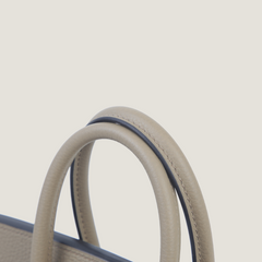 25cm Warm Beige Pebbled Calfskin Handbag - Arvelle Paris