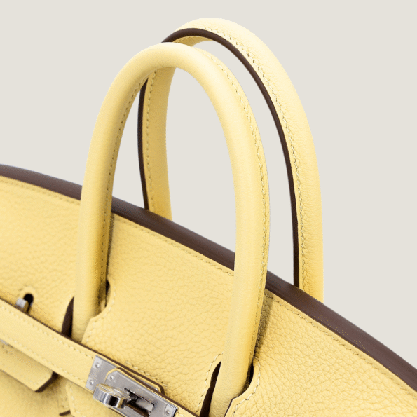 25cm Sunshine Yellow Pebbled Calfskin Handbag - Arvelle Paris