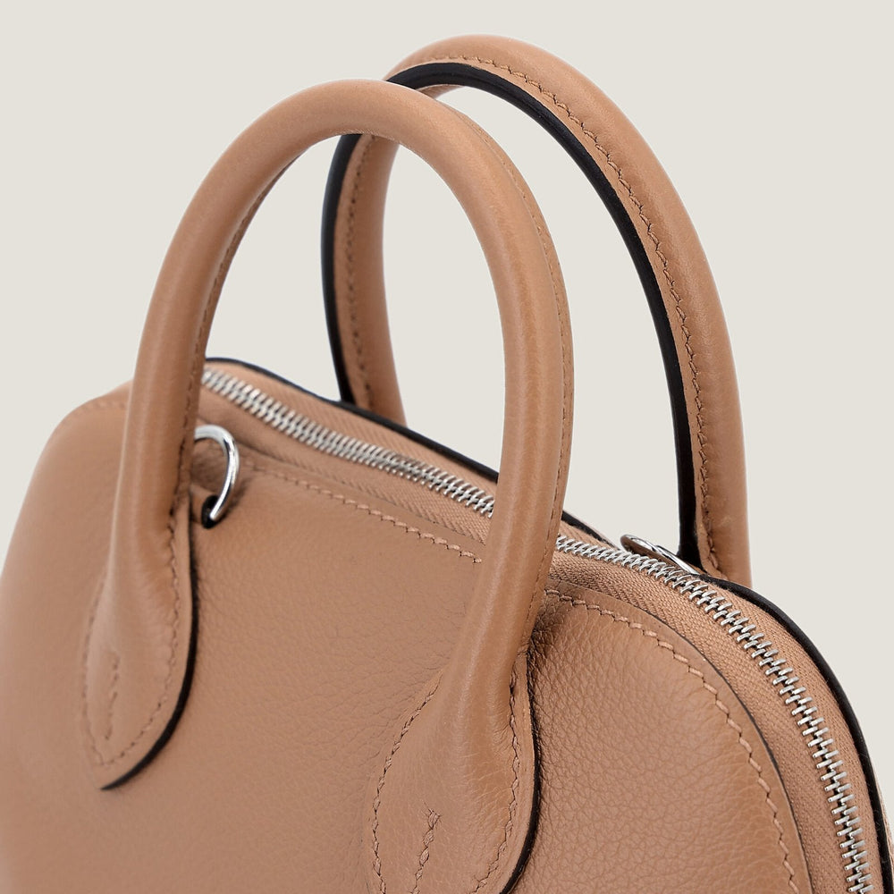 Arvelle Petite Chai Beige Veneto Calfskin Handbag - Arvelle Paris