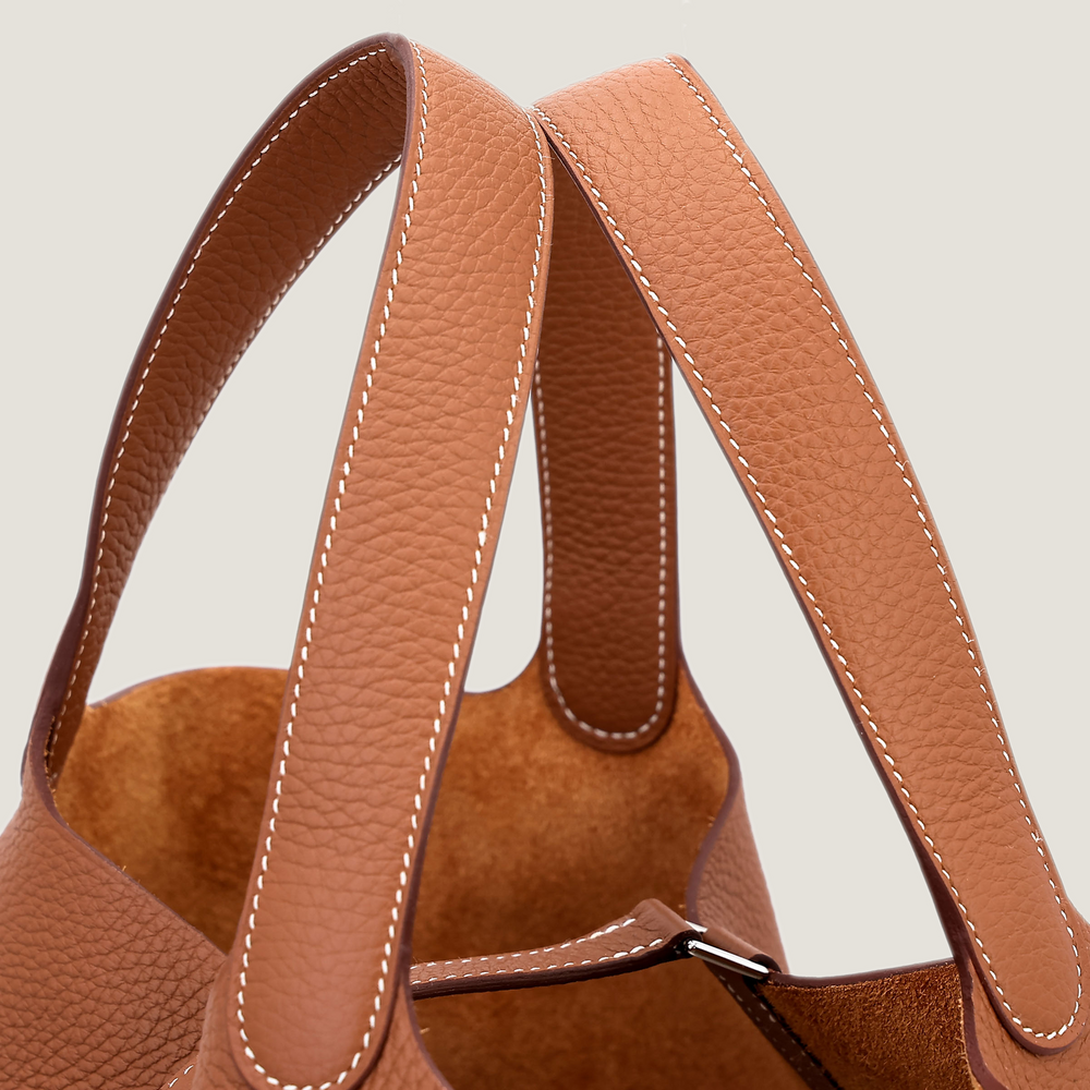 Arvelle Lock Medium 22 Champagne Gold Soft Grain Calfskin Bucket Bag - Arvelle Paris