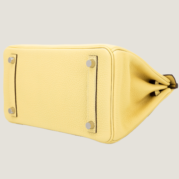 25cm Sunshine Yellow Pebbled Calfskin Handbag - Arvelle Paris