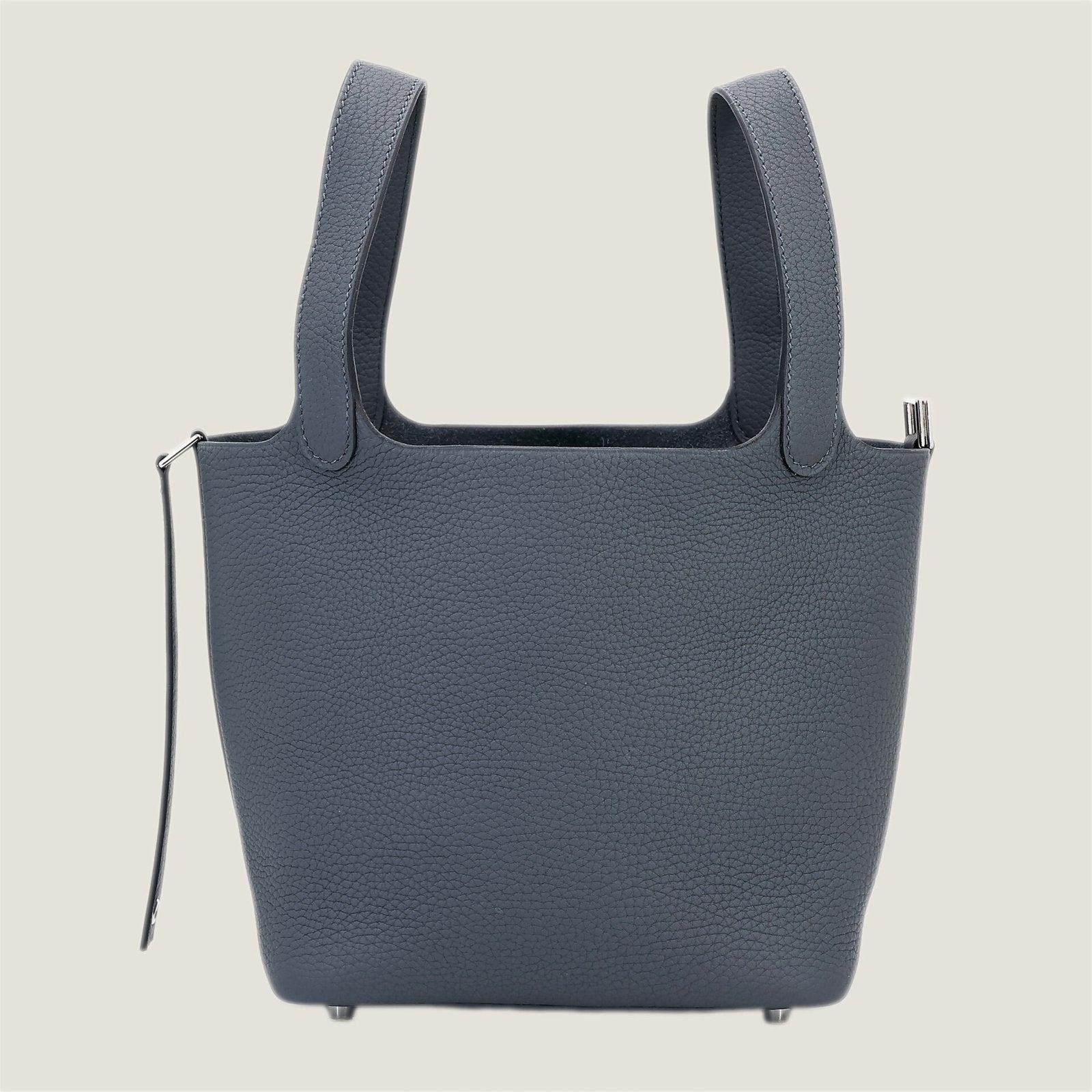 Arvelle Lock Small Misty Grey Soft Grain Calfskin Bucket Bag - Arvelle Paris