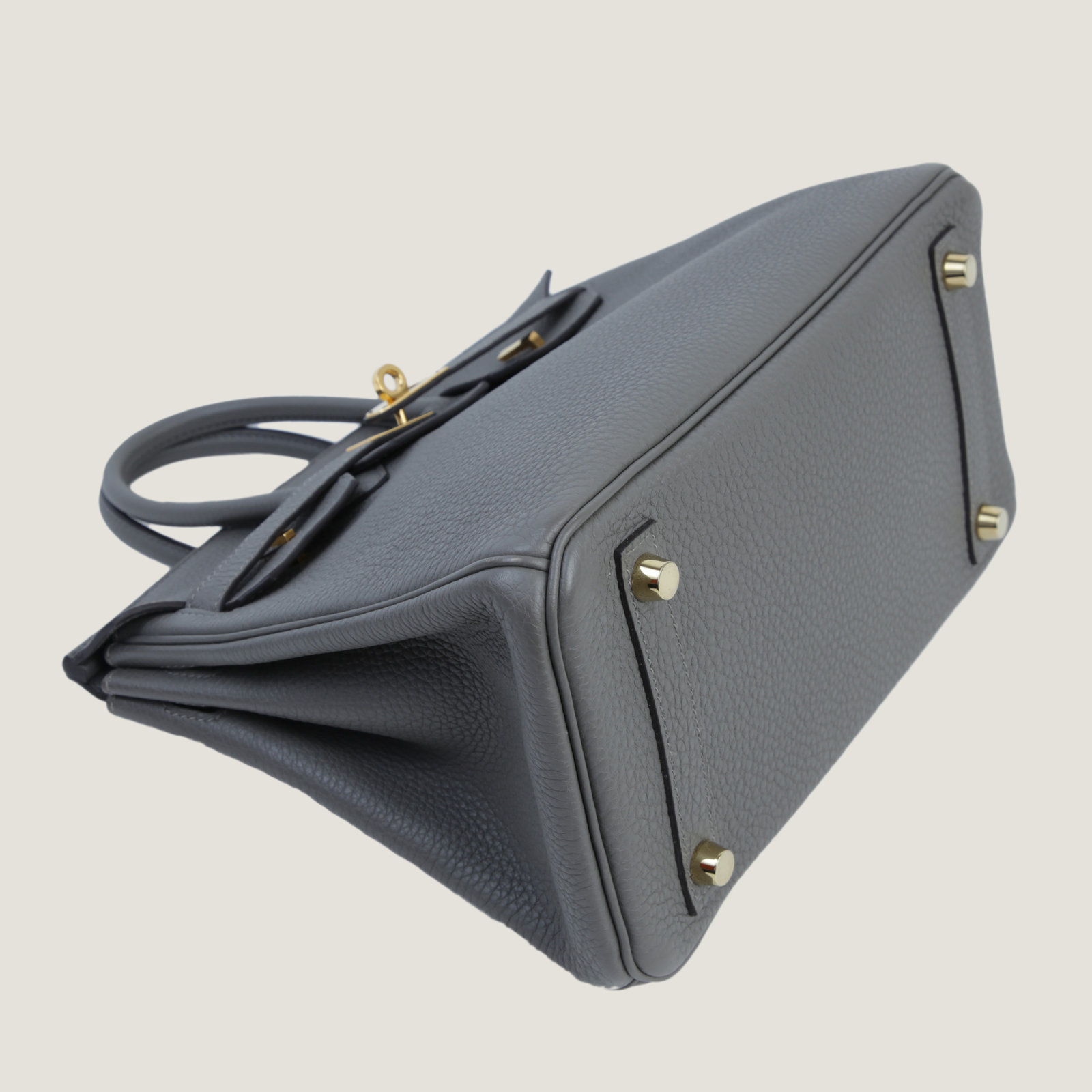 25cm Storm Grey Pebbled Calfskin Handbag - Arvelle Paris