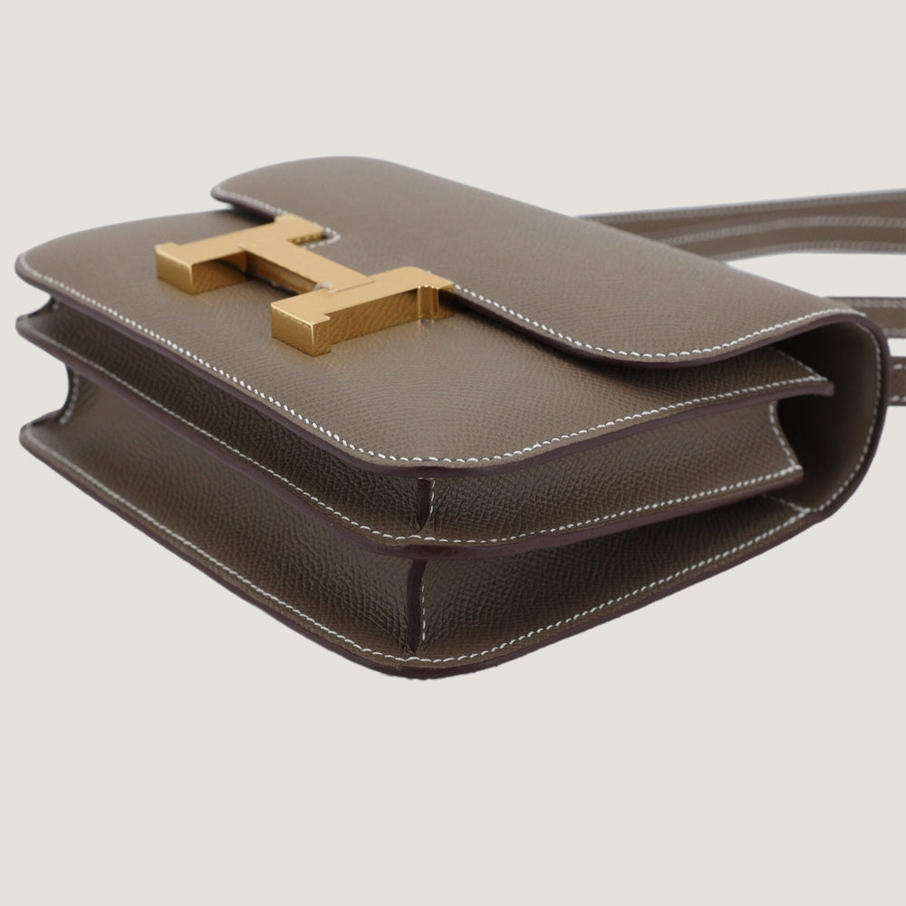 Arvelle Crossbody 19 Taupe Cross-Grain Calfskin - Arvelle Paris