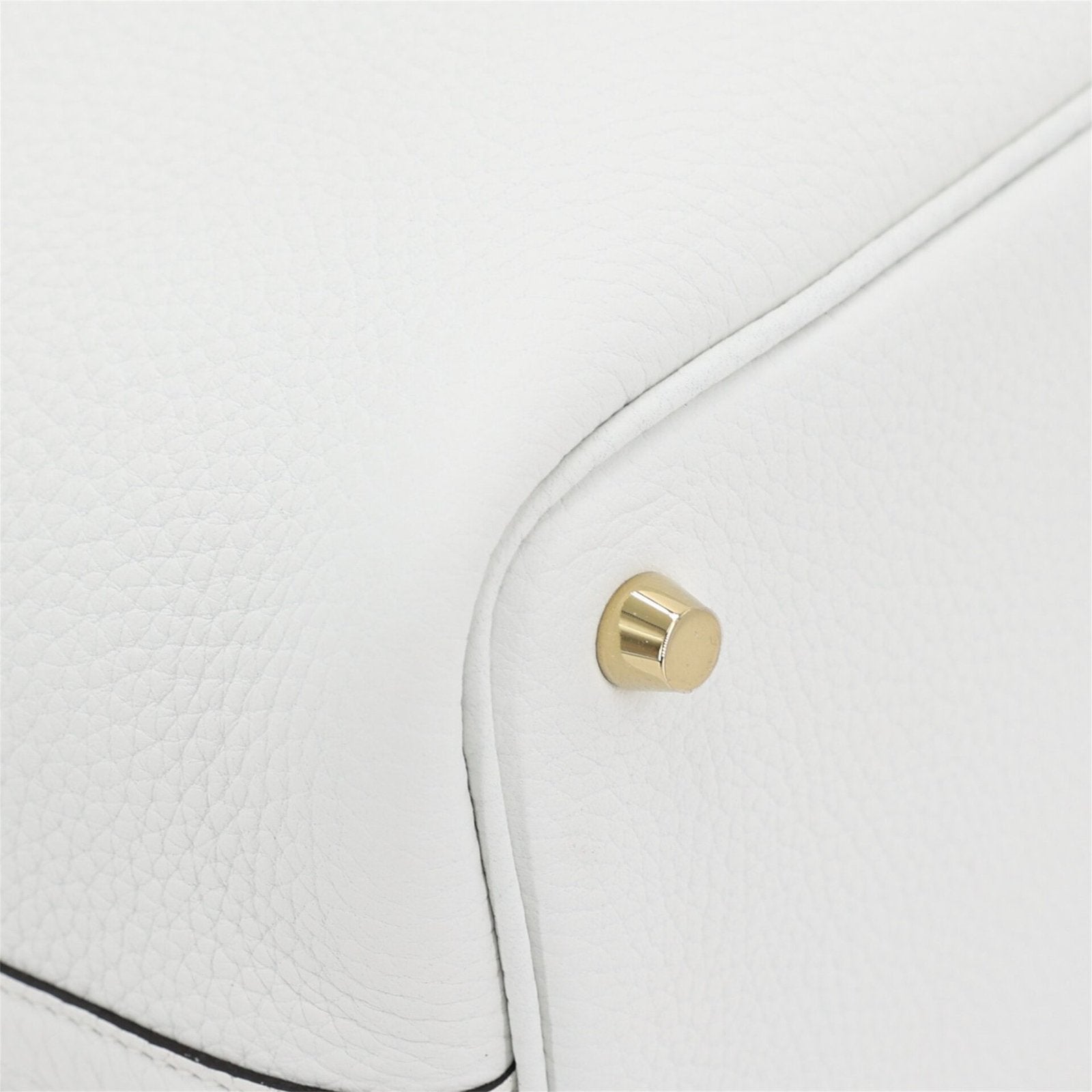 Arvelle Lock Small Pure White Soft Grain Calfskin Bucket Bag - Arvelle Paris