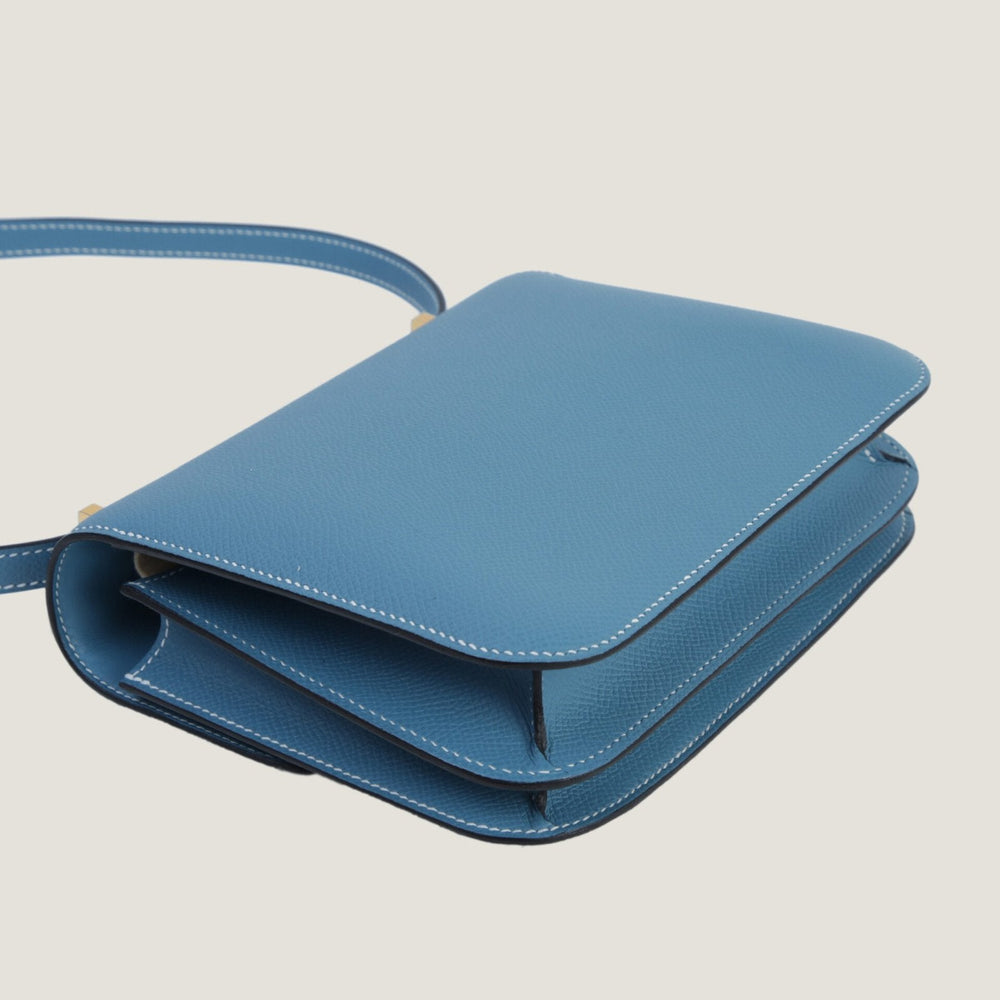 Arvelle Crossbody 19 Denim Blue Cross-Grain Calfskin - Arvelle Paris