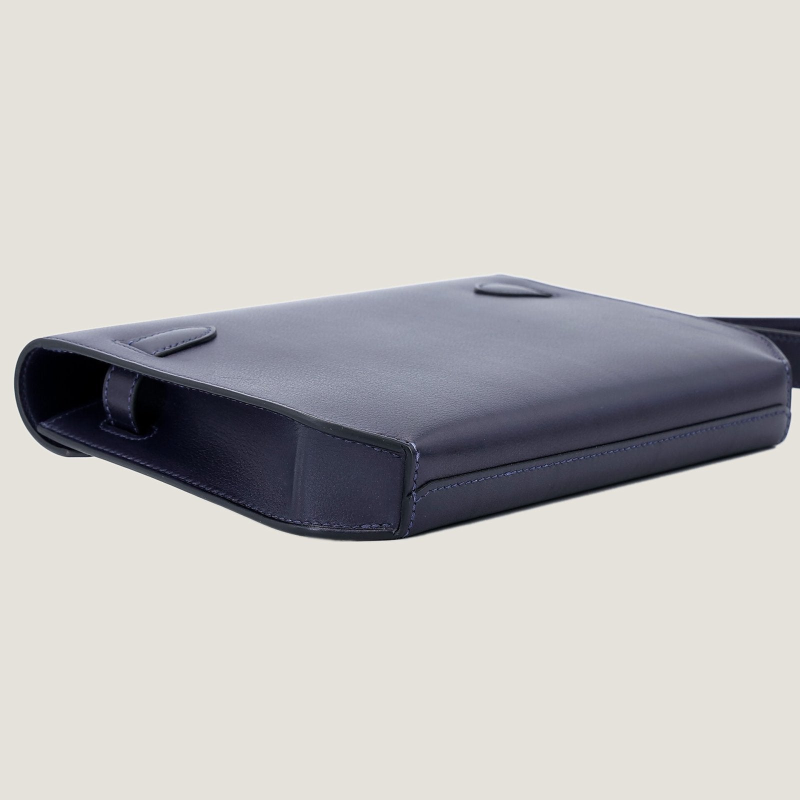 25cm Midnight Blue Polished Grain Calfskin Clutch - Arvelle Paris