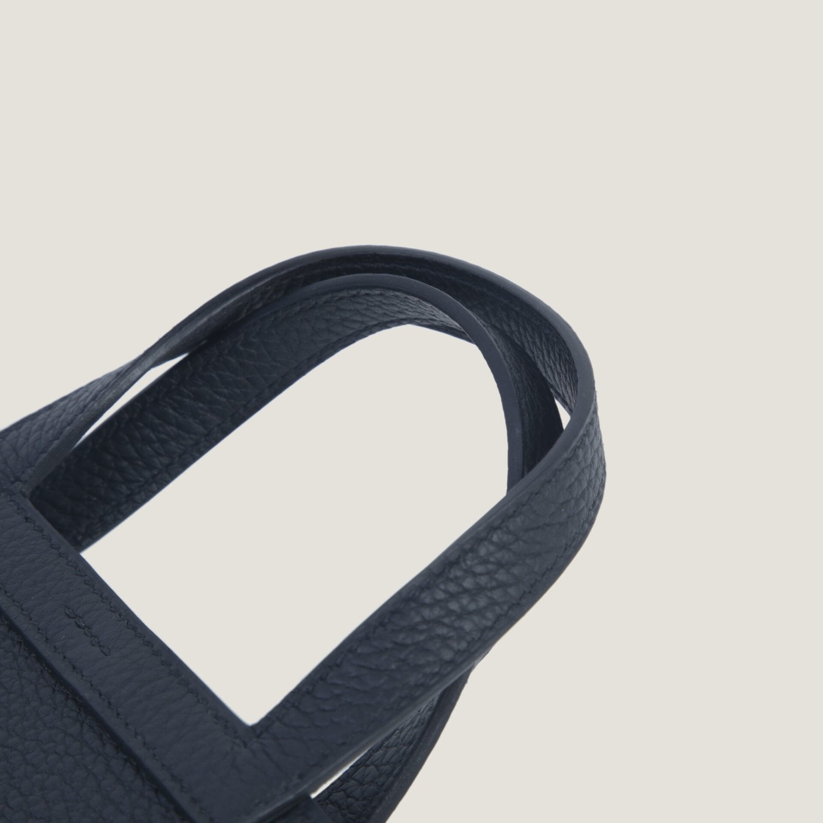 25cm Black Soft Grain Calfskin Handbag - Arvelle Paris