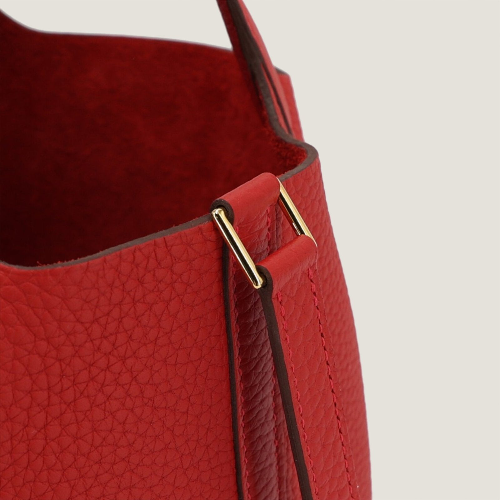 Arvelle Lock Small Vermilion Red Soft Grain Calfskin Bucket Bag - Arvelle Paris