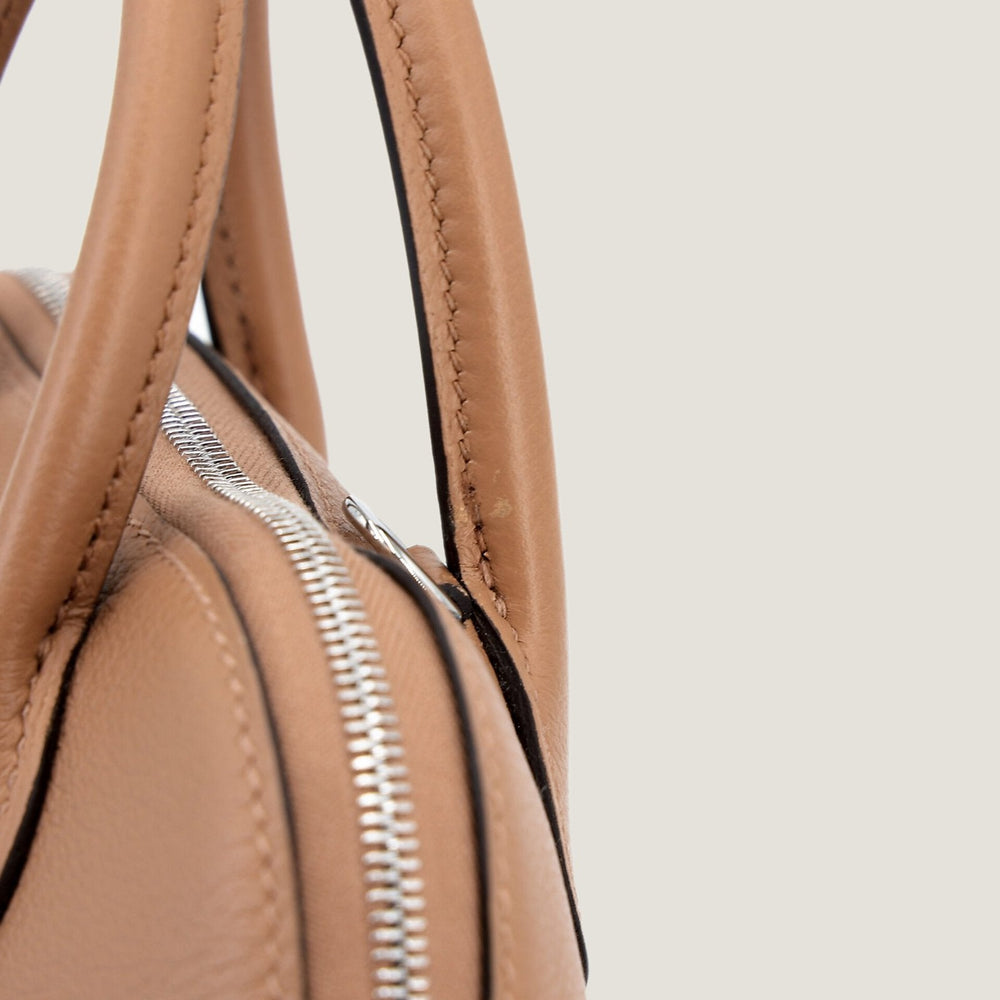 Arvelle Petite Chai Beige Veneto Calfskin Handbag - Arvelle Paris
