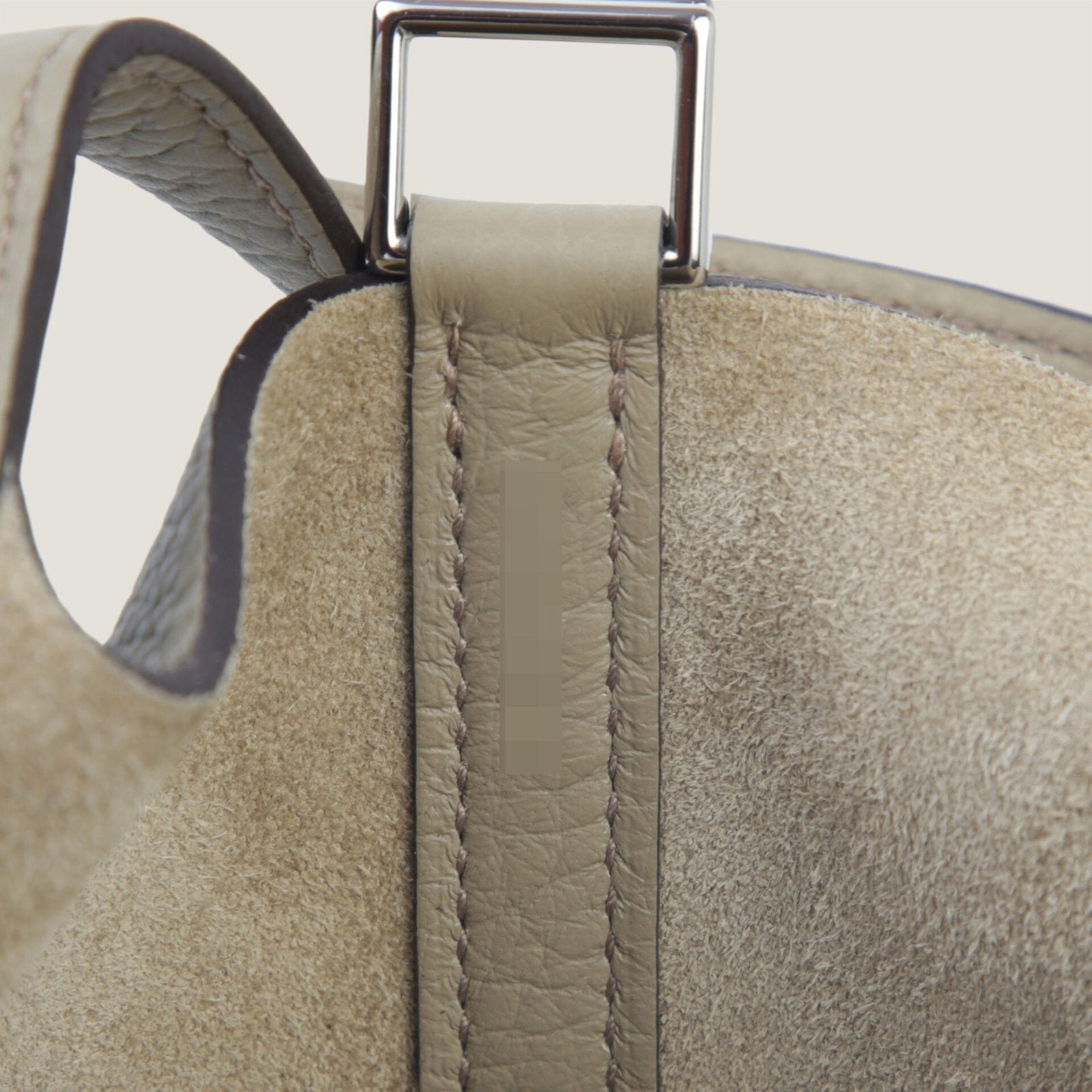 Arvelle Lock Small Desert Beige Soft Grain Calfskin Bucket Bag - Arvelle Paris
