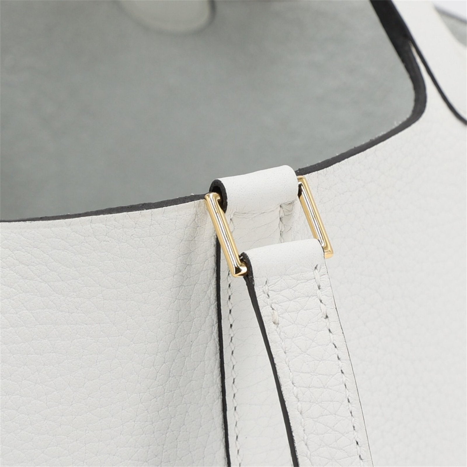 Arvelle Lock Small Pure White Soft Grain Calfskin Bucket Bag - Arvelle Paris