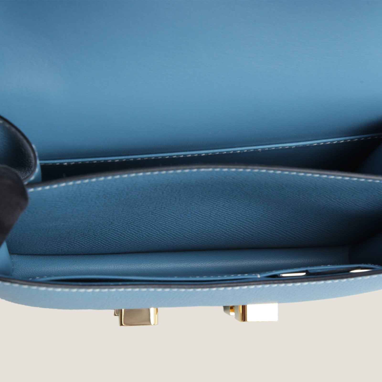 Arvelle Crossbody 19 Denim Blue Cross-Grain Calfskin - Arvelle Paris