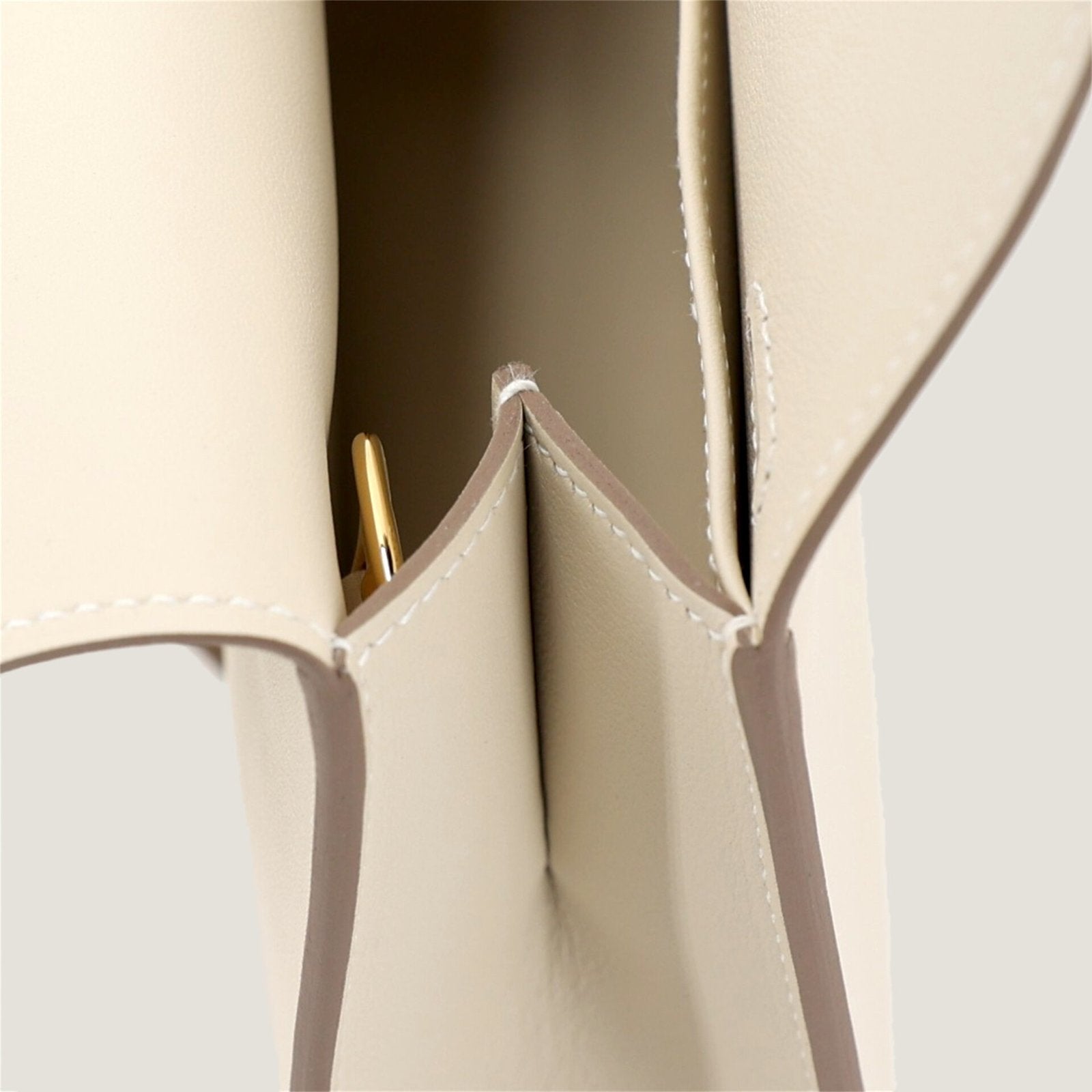 Mini Chalk White Smooth Calfskin Handbag - Arvelle Paris