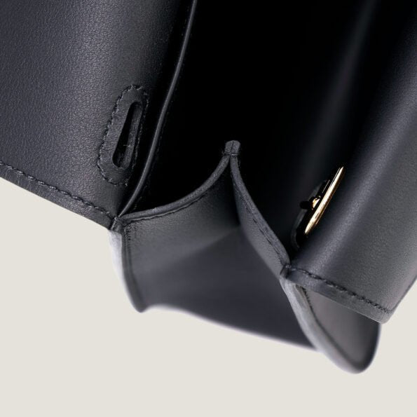 Mini Noir Swift Leather Handbag 22cm - Arvelle Paris