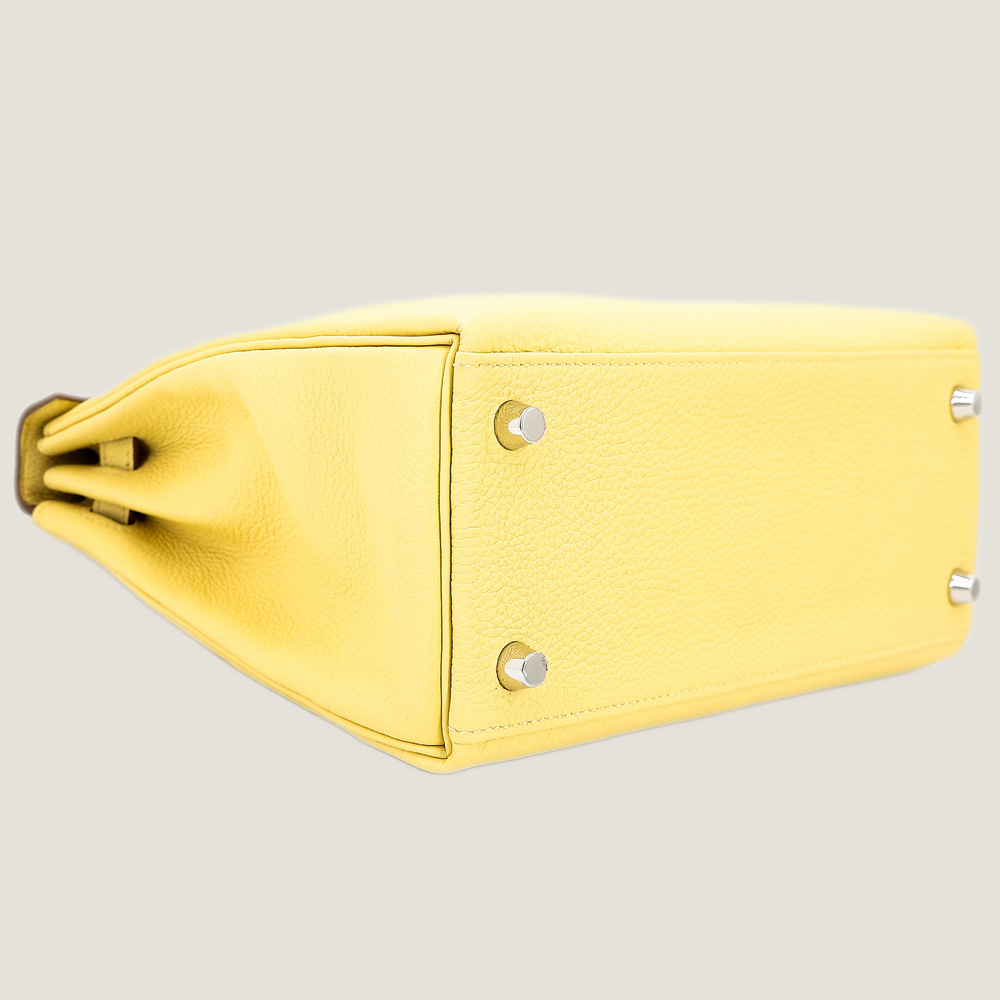 25cm Soft Yellow Pebbled Calfskin Handbag - Arvelle Paris