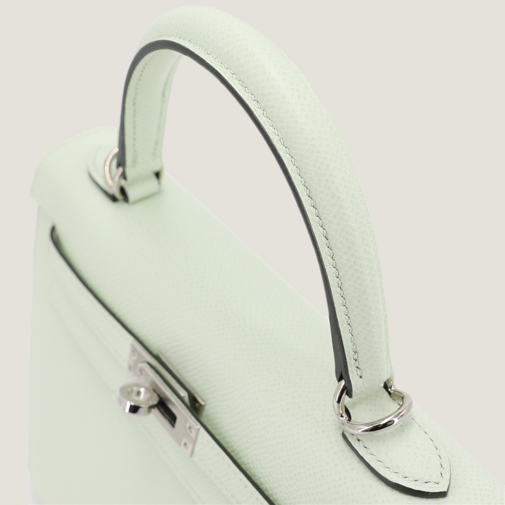 25cm Sparkling Green Cross-Grain Calfskin Handbag - Arvelle Paris