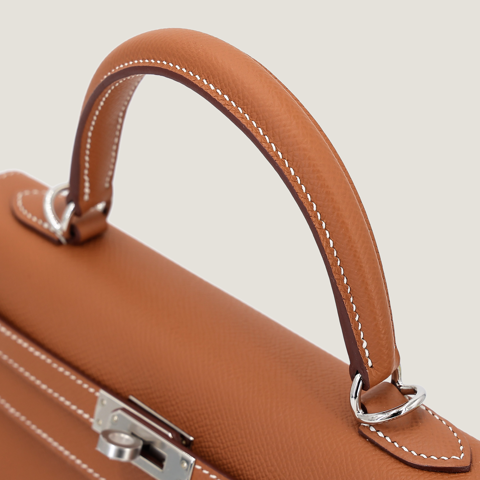 25cm Champagne Gold Cross-Grain Calfskin Handbag - Arvelle Paris