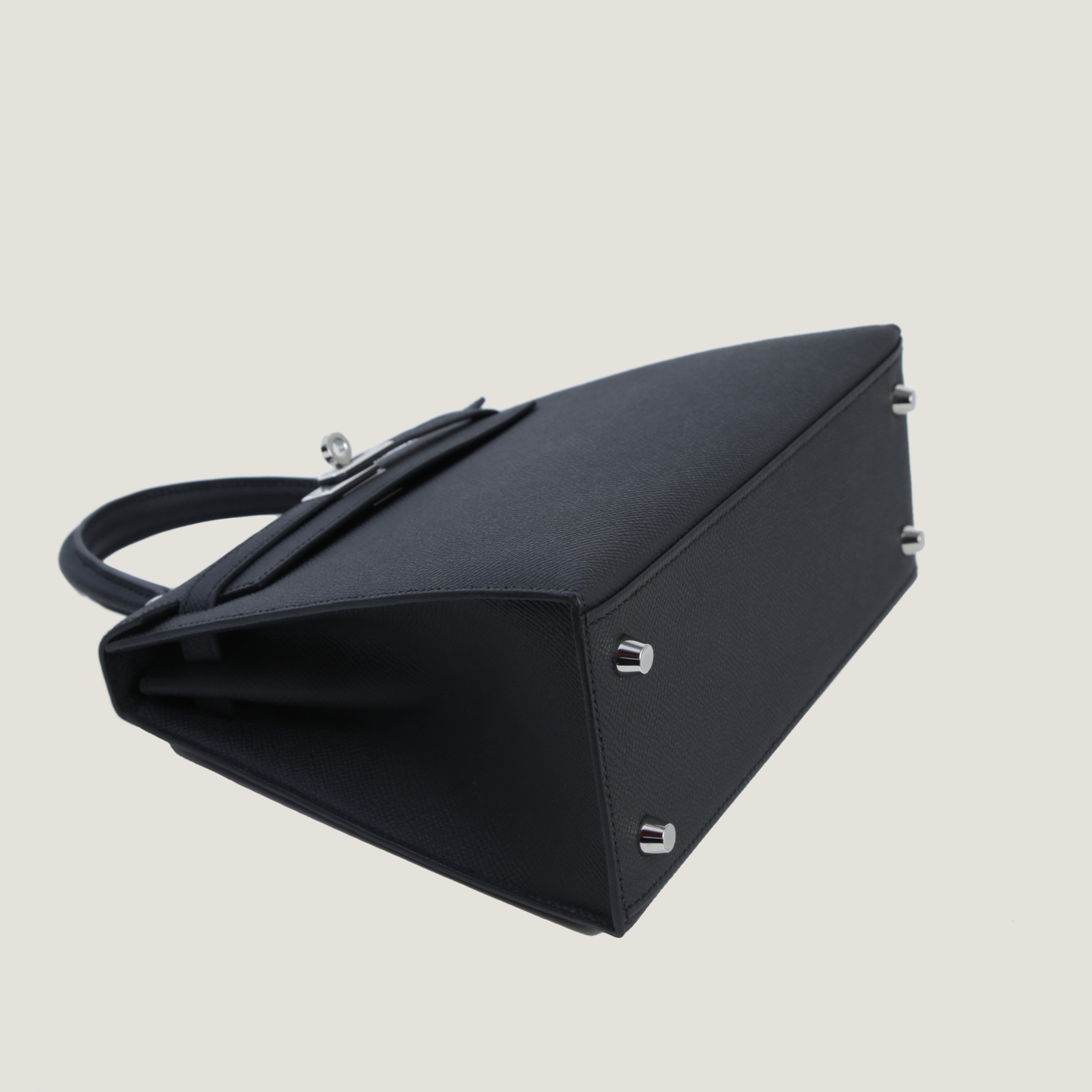 25cm Black Cross-Grain Calfskin Handbag - Arvelle Paris