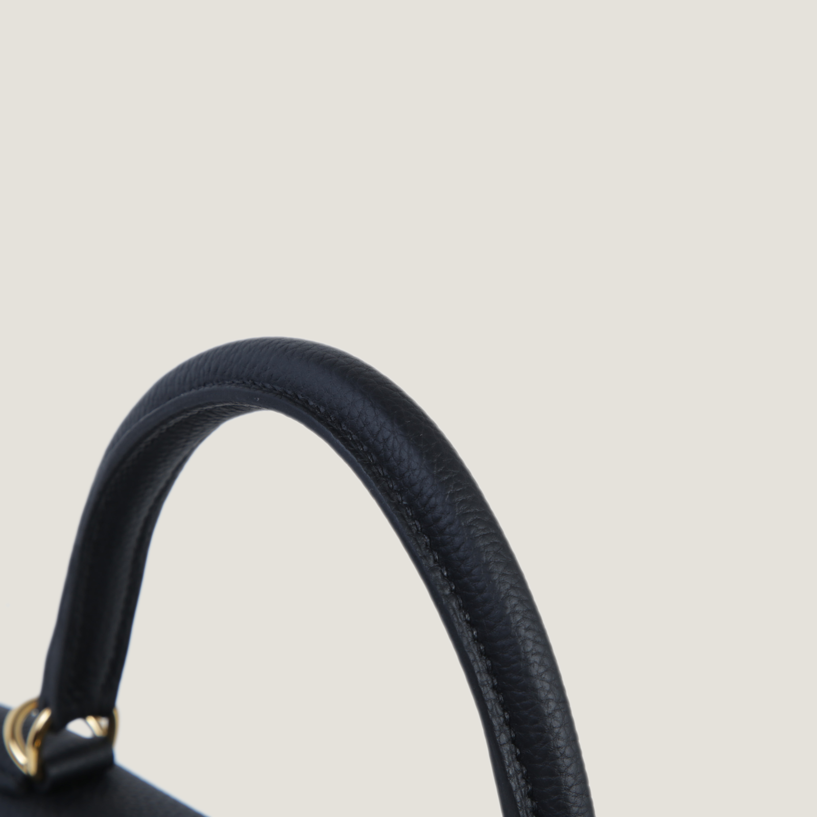 28cm Black Pebbled Calfskin Handbag - Arvelle Paris