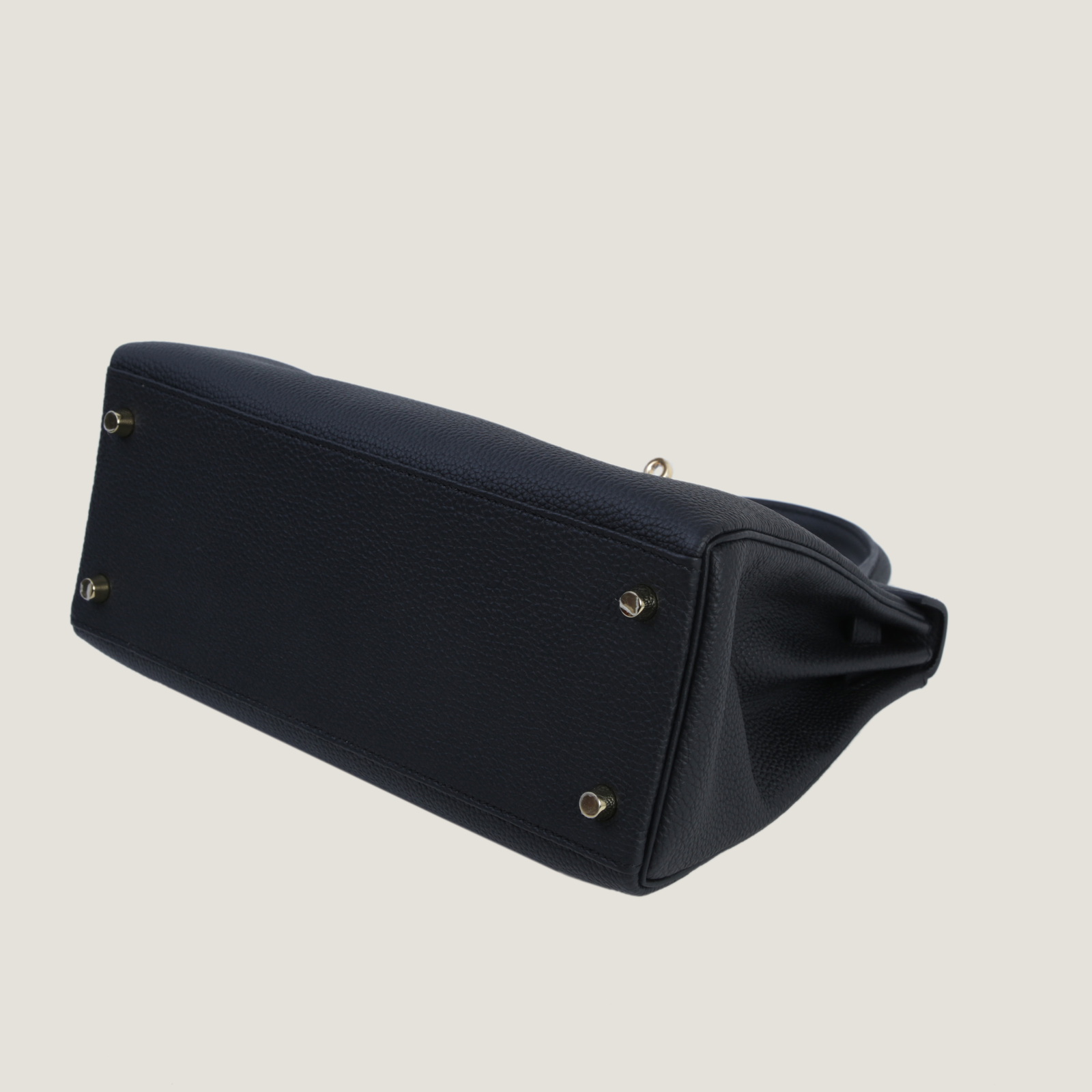 28cm Black Pebbled Calfskin Handbag - Arvelle Paris