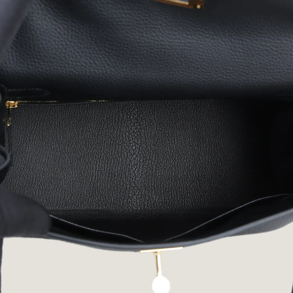 28cm Black Pebbled Calfskin Handbag - Arvelle Paris