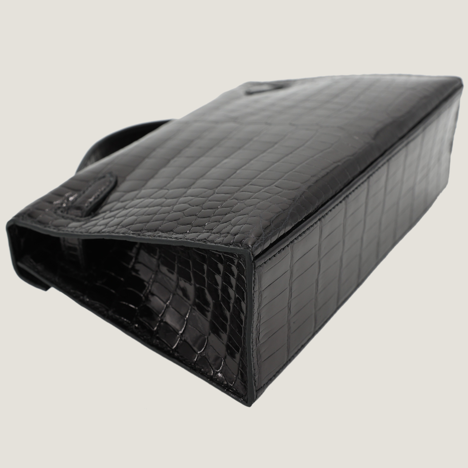 Black Premium Crocodile Clutch - Arvelle Paris