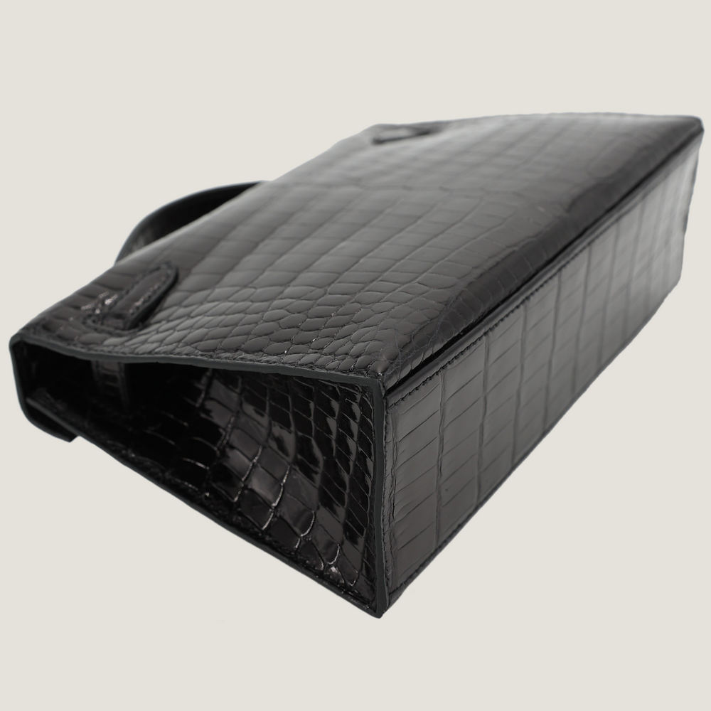 Black Premium Crocodile Clutch - Arvelle Paris