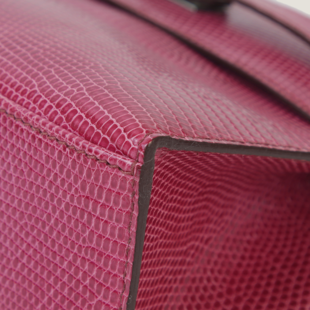 Fuchsia Lizard Leather Clutch - Arvelle Paris