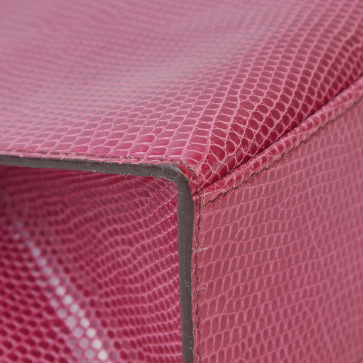 Fuchsia Lizard Leather Clutch - Arvelle Paris
