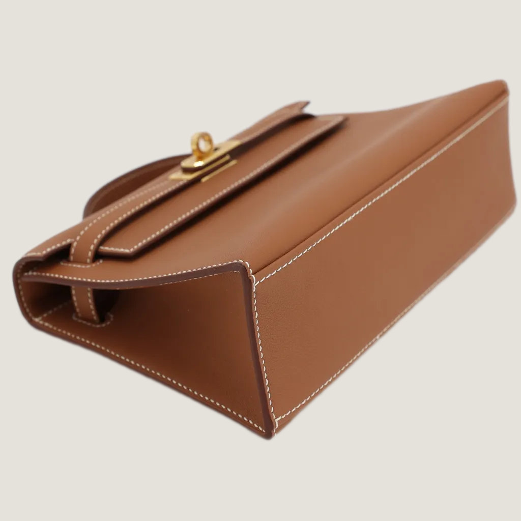 Champagne Gold Smooth Calfskin Clutch - Arvelle Paris
