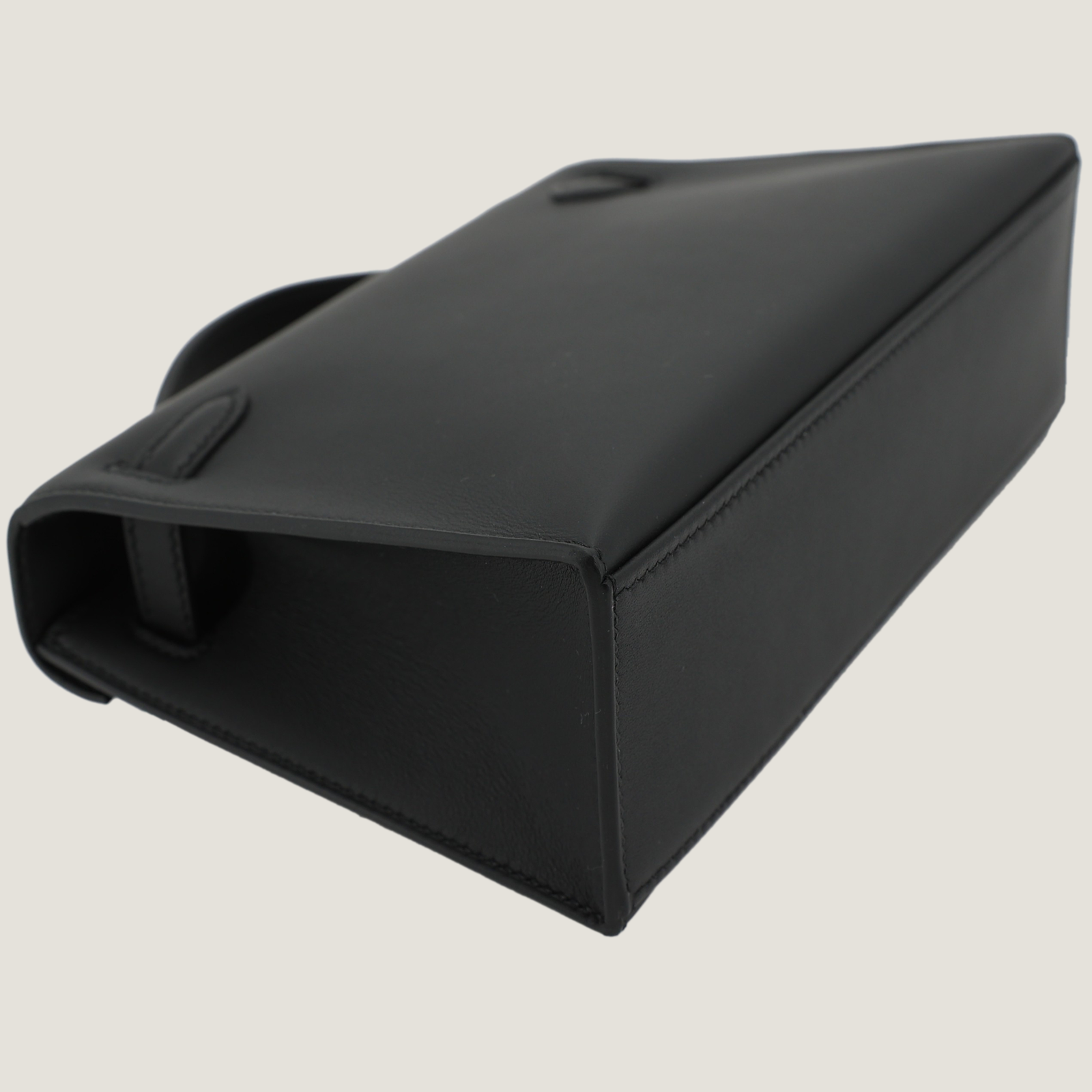 Black Smooth Calfskin Clutch - Arvelle Paris