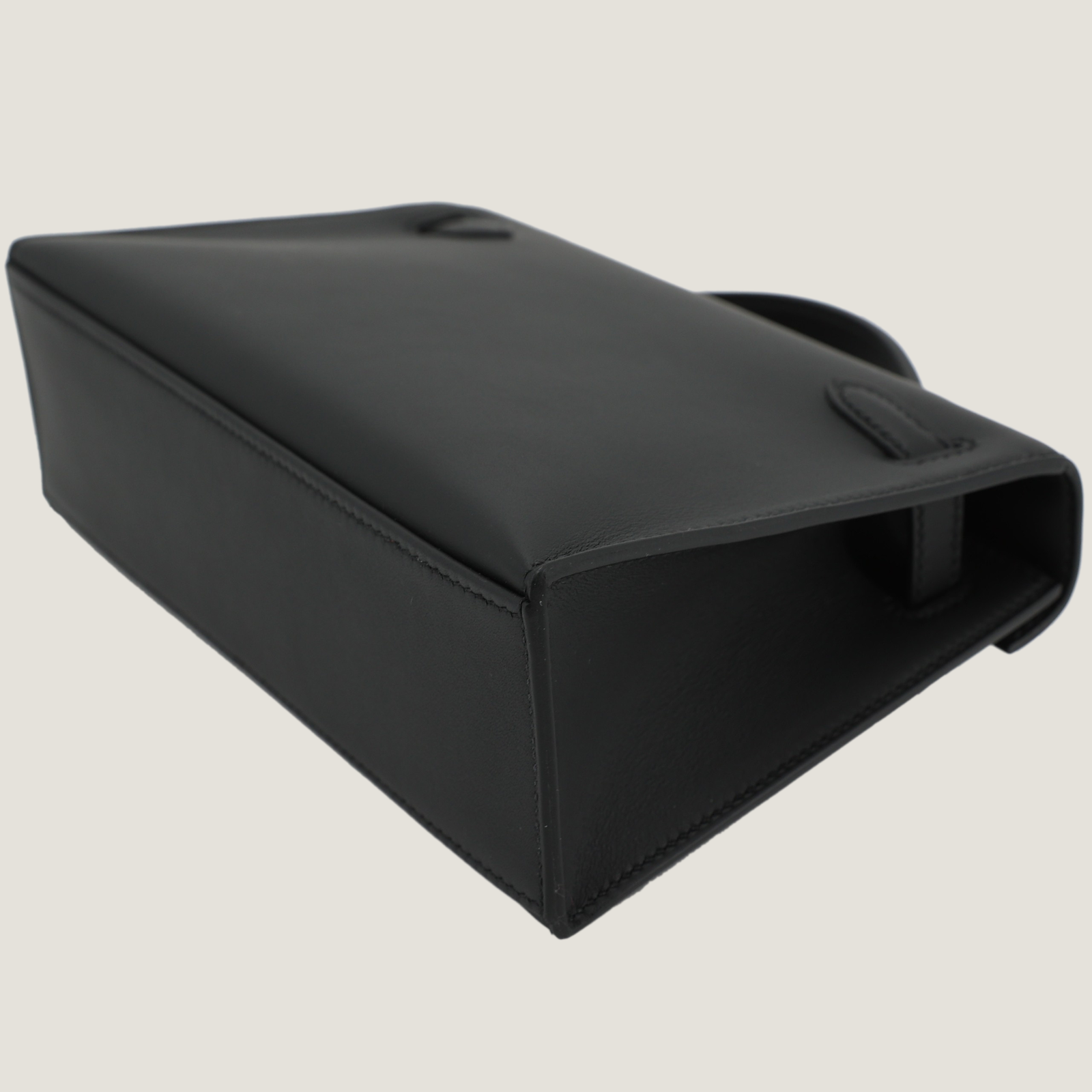 Black Smooth Calfskin Clutch - Arvelle Paris