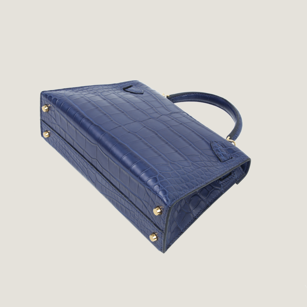 Arvelle Compact II Sapphire Blue Matte Alligator Handbag - Arvelle Paris