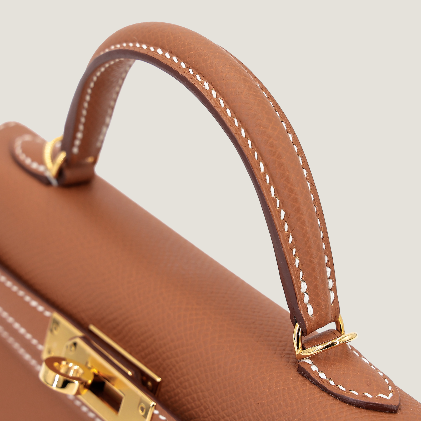 Arvelle Compact II Champagne Gold Cross-Grain Calfskin Handbag - Arvelle Paris