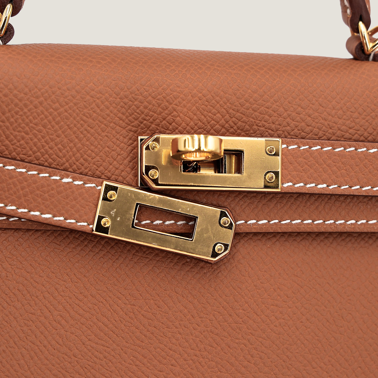 Arvelle Compact II Champagne Gold Cross-Grain Calfskin Handbag - Arvelle Paris
