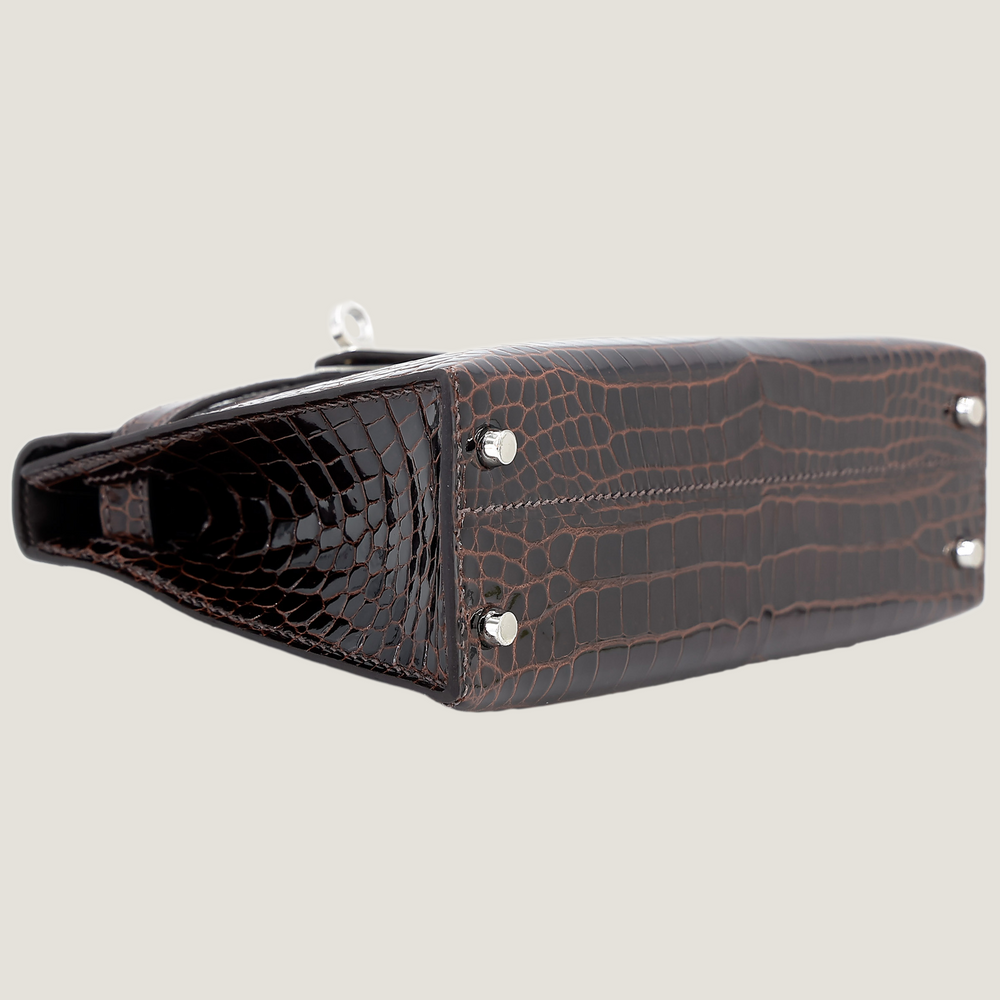 Arvelle Compact II Tobacco Brown Shiny Premium Crocodile Handbag - Arvelle Paris