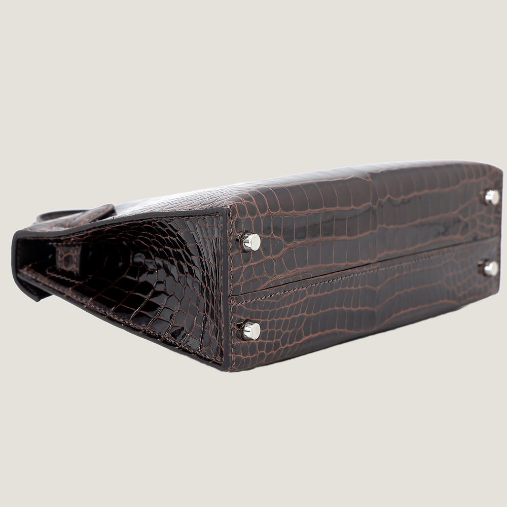Arvelle Compact II Tobacco Brown Shiny Premium Crocodile Handbag - Arvelle Paris