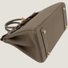 25cm Taupe Pebbled Calfskin Handbag - Arvelle Paris