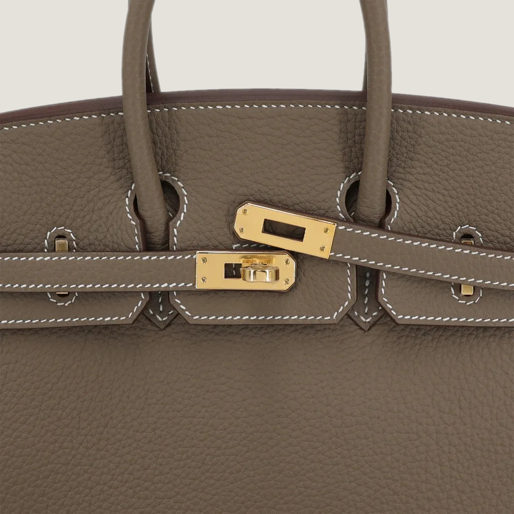 25cm Taupe Pebbled Calfskin Handbag - Arvelle Paris