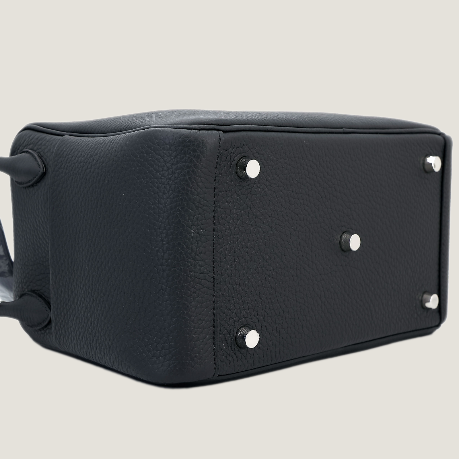 26cm Black Soft Grain Calfskin Handbag - Arvelle Paris