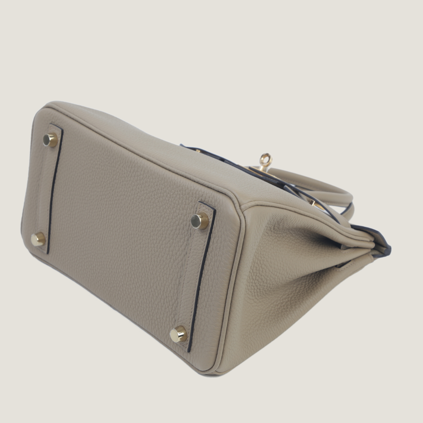 25cm Warm Beige Pebbled Calfskin Handbag - Arvelle Paris