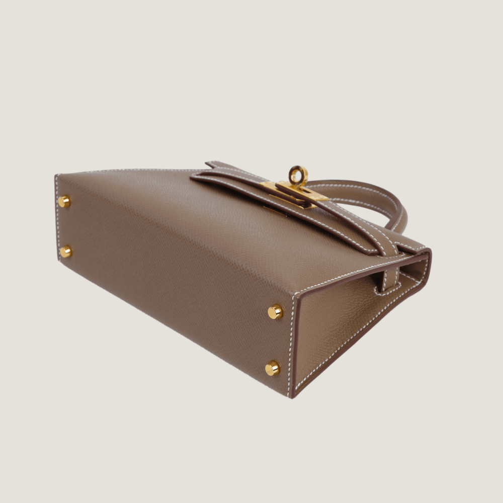 Arvelle Compact II Taupe Cross-Grain Calfskin Handbag - Arvelle Paris