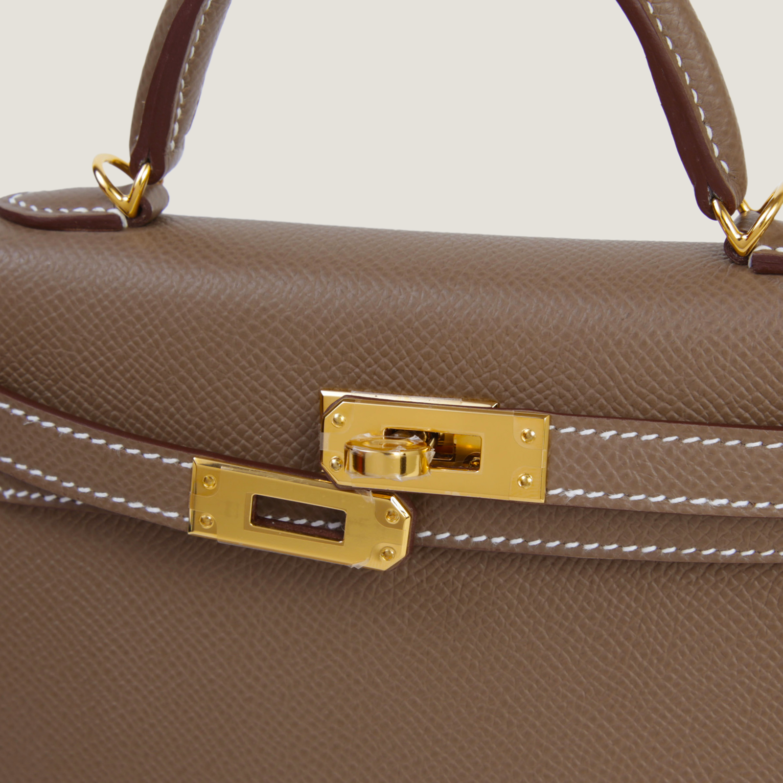 Arvelle Compact II Taupe Cross-Grain Calfskin Handbag - Arvelle Paris