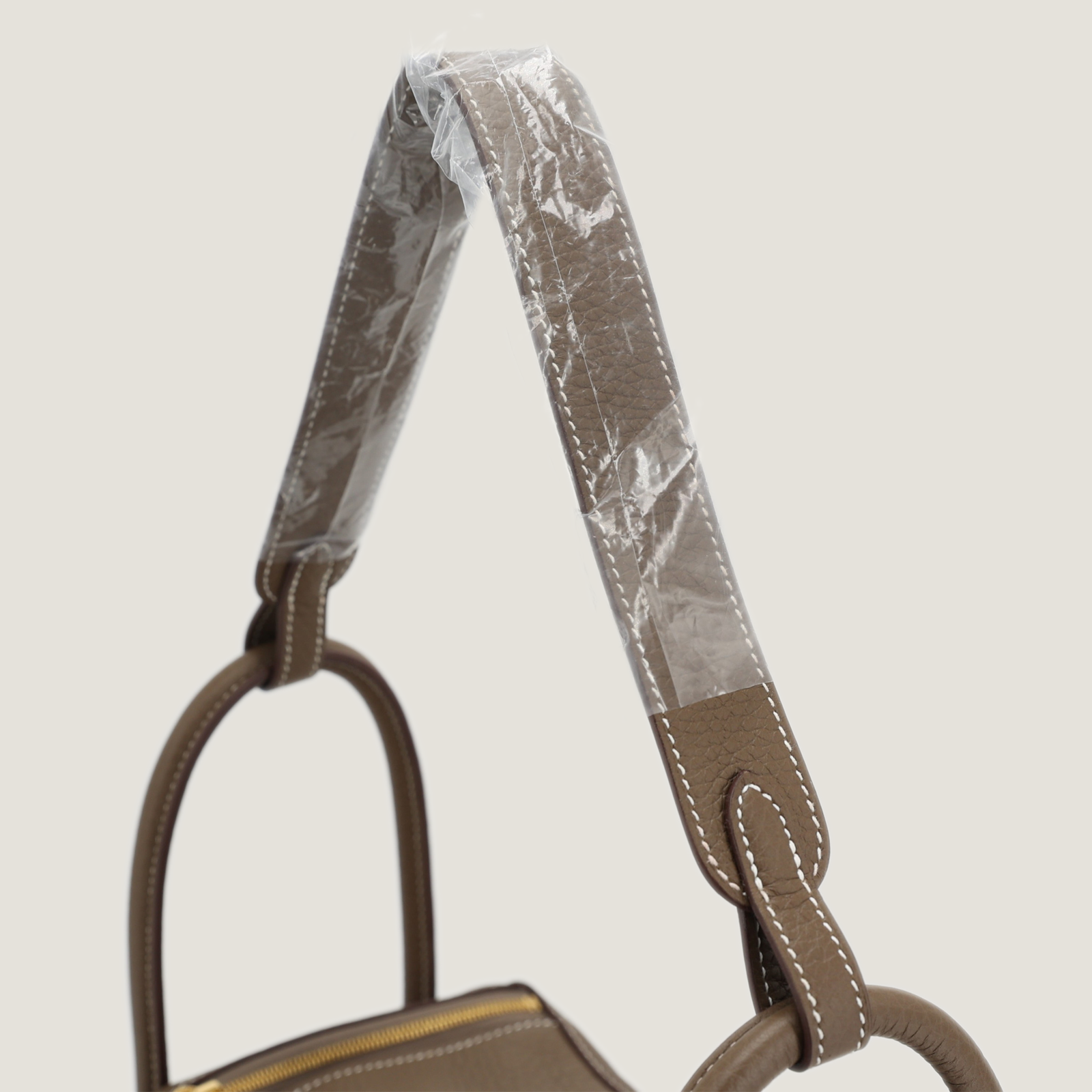 26cm Taupe Soft Grain Calfskin Handbag - Arvelle Paris
